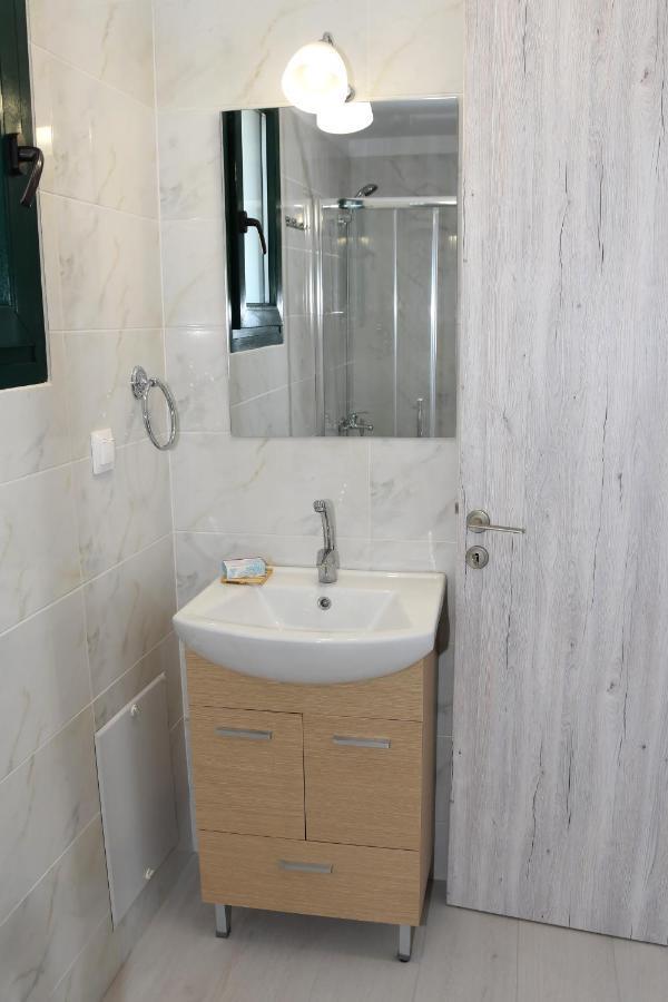 Karinta Bay Apartments Kültér fotó