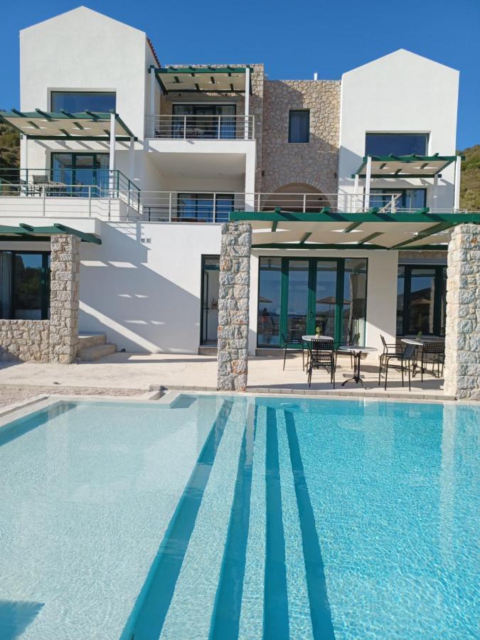Karinta Bay Apartments Kültér fotó